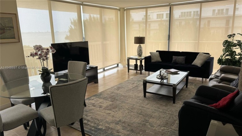 Beautiful Bayfront unit in the most desirable 01 line at the - Beach Condo for sale in Miami, Florida on Beachhouse.com