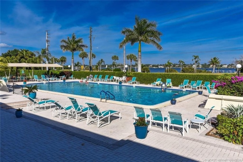 Owner paid ALL Special Assessments!! - TOP FLOOR CONDO, ELEVATOR - Beach Condo for sale in Stuart, Florida on Beachhouse.com