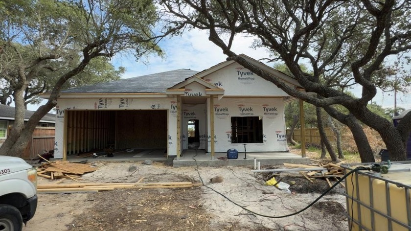 Welcome to your brand-new home in the heart of Rockport! - Beach Home for sale in Rockport, Texas on Beachhouse.com