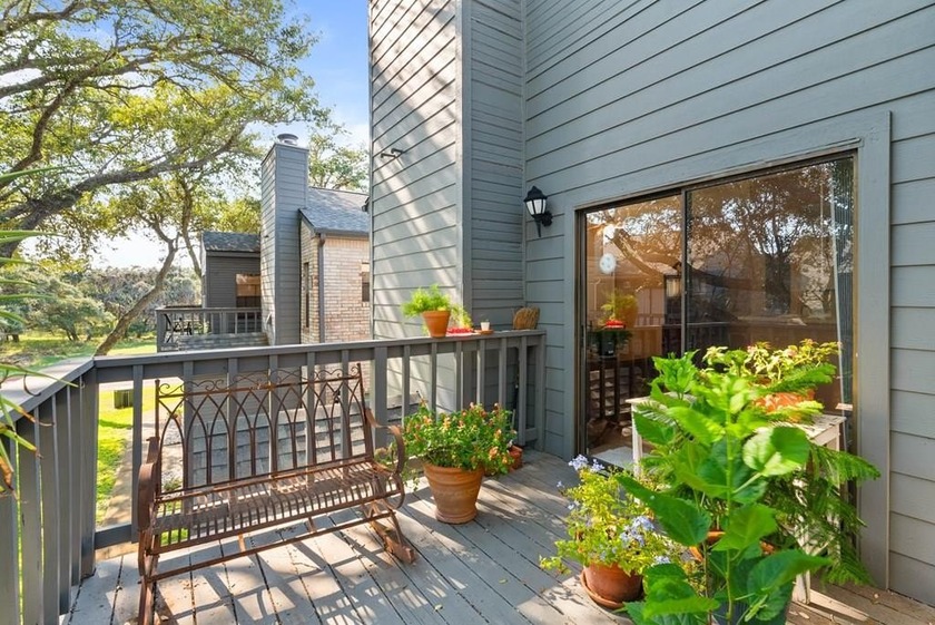 Welcome to this inviting 2-bedroom, 2-bath condo with a - Beach Condo for sale in Rockport, Texas on Beachhouse.com