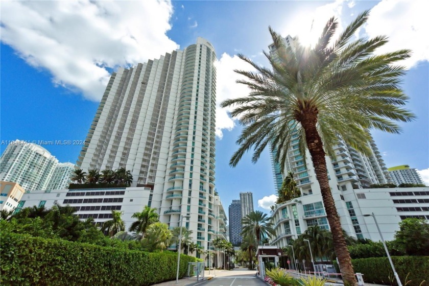 Welcome to the spectacular, bright, and spacious one-bedroom - Beach Condo for sale in Miami, Florida on Beachhouse.com