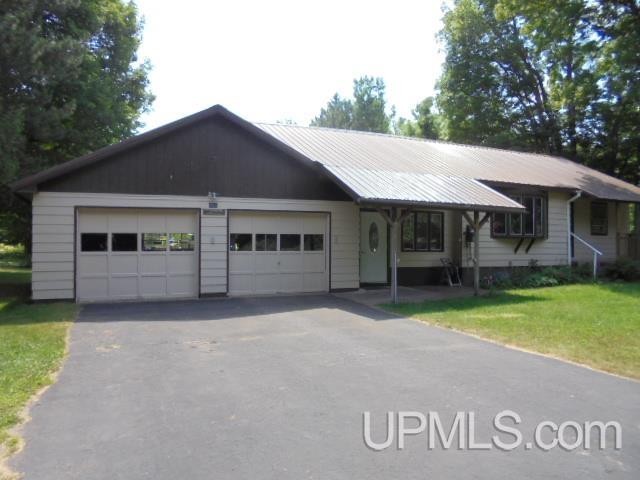 3 Bedroom 1 1/2 bath ranch style home, located on 4 city lots in - Beach Home for sale in Ontonagon, Michigan on Beachhouse.com