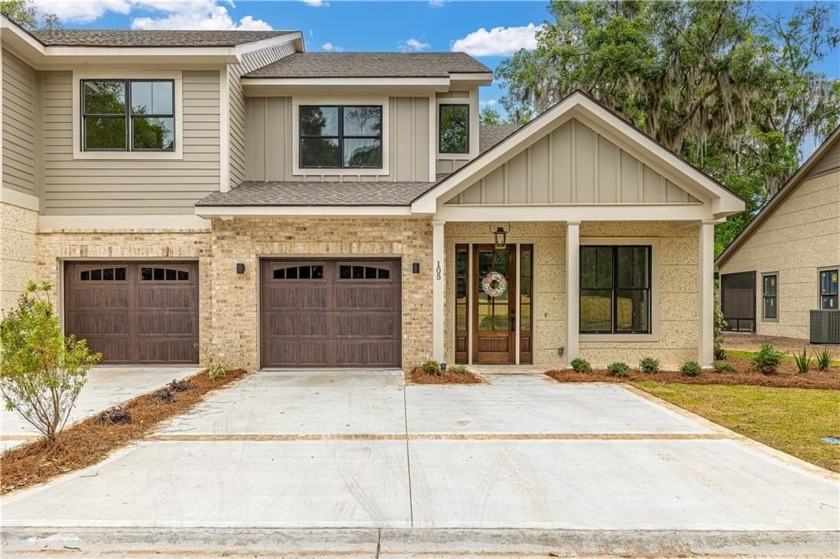 Fifty Oaks is an enclave of 52 luxury townhomes on St. Simons - Beach Townhome/Townhouse for sale in Saint Simons, Georgia on Beachhouse.com