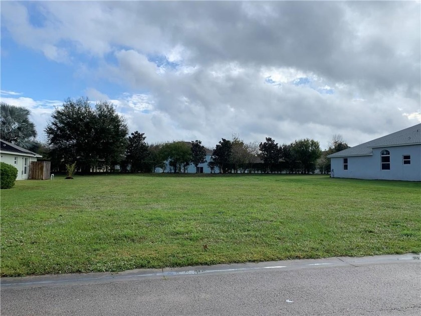 Beautiful large building lot in desirable community currently - Beach Lot for sale in Vero Beach, Florida on Beachhouse.com