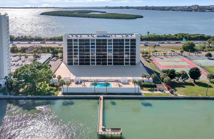 OWNER FINANCING AVAILABLE!!  LOVE WHERE YOU LIVE - Waterfront - Beach Condo for sale in St. Petersburg, Florida on Beachhouse.com