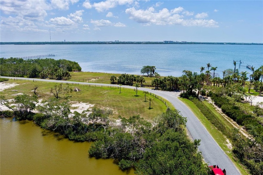 Build Your Dream Home with a View

Welcome to Terra Ceia Island - Beach Lot for sale in Terra Ceia, Florida on Beachhouse.com