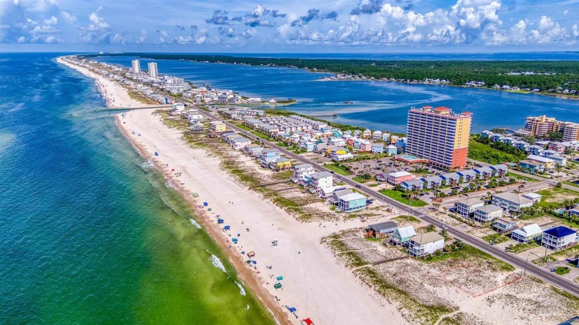 This stunning condo in Gulf Shores offers the perfect blend of - Beach Home for sale in Gulf Shores, Alabama on Beachhouse.com