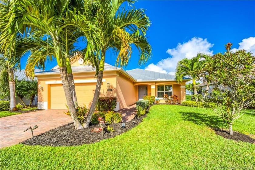Lovely, very tranqil and great layout with this 2-bed/2-bath - Beach Home for sale in Vero Beach, Florida on Beachhouse.com