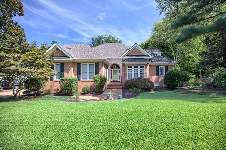 Don't miss this home in the Settlers Mill. Vaulted ceilings in - Beach Home for sale in Williamsburg, Virginia on Beachhouse.com