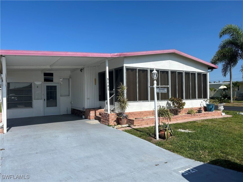 Welcome to this charming 2-bedroom, 2-bath home in a - Beach Home for sale in North Fort Myers, Florida on Beachhouse.com