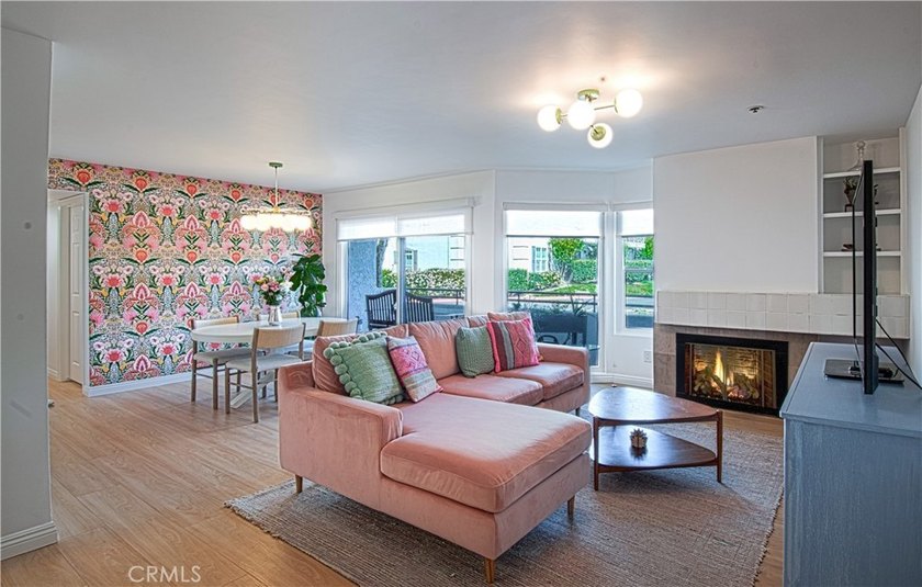 Welcome to this beautifully remodeled 2 bedroom, SINGLE LEVEL - Beach Condo for sale in Newport Beach, California on Beachhouse.com