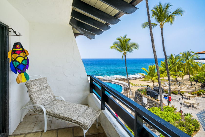 Casa De Emdeko 317- 22 Incredible Oceanview, Top Floor, AC - Beach Vacation Rentals in Kailua Kona, Hawaii on Beachhouse.com