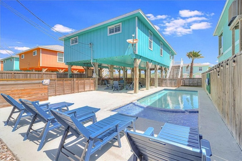 Looking for a ready-to-go investment property with AWESOME - Beach Home for sale in Port Aransas, Texas on Beachhouse.com