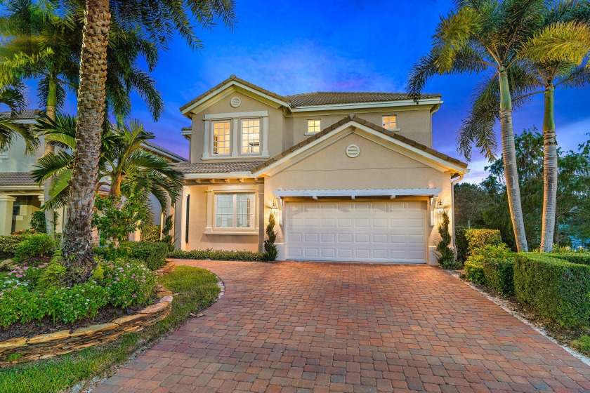 Have you been searching for a stunning and move-in ready - Beach Home for sale in Palm Beach Gardens, Florida on Beachhouse.com