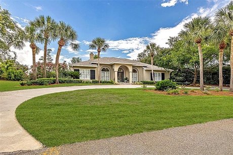 If you're seeking a home that reflects the very best in quality - Beach Home for sale in Saint Simons, Georgia on Beachhouse.com