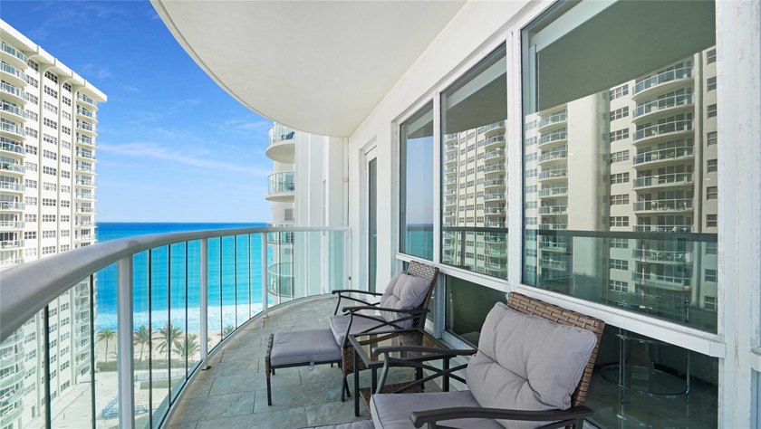 Fully renovated 2-bedroom, 2-bath corner residence offering - Beach Condo for sale in Fort Lauderdale, Florida on Beachhouse.com