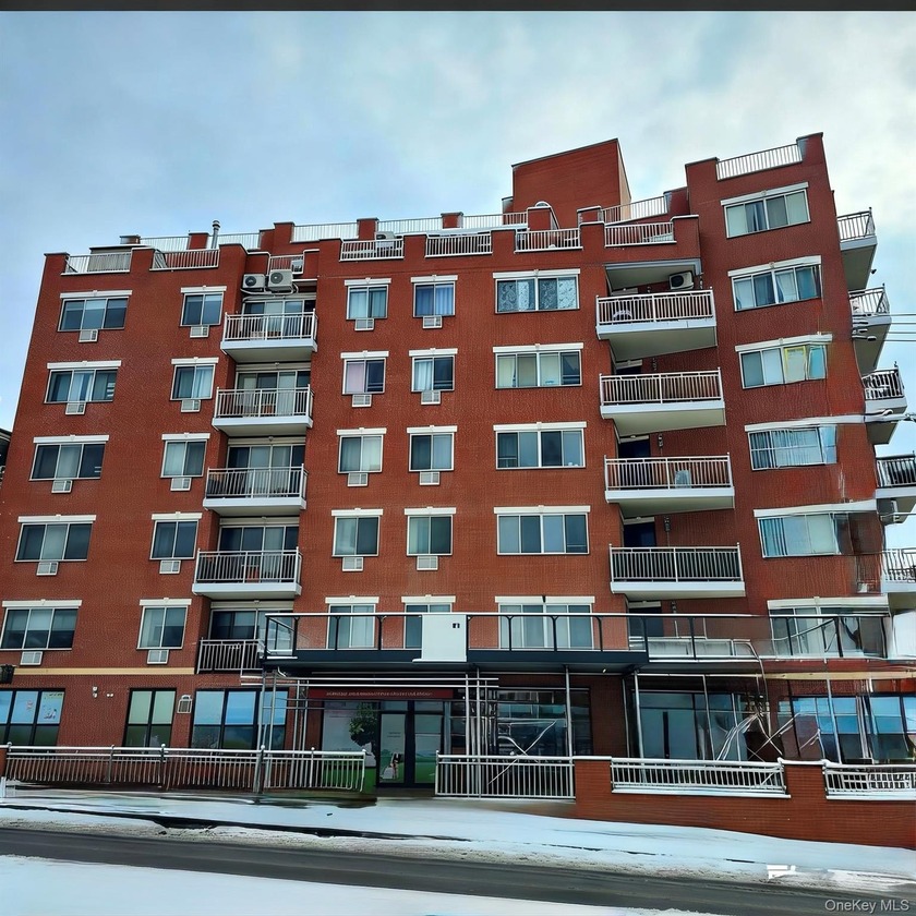 13708 31st Road unit: 5D - Beach Condo for sale in Flushing, New York on Beachhouse.com