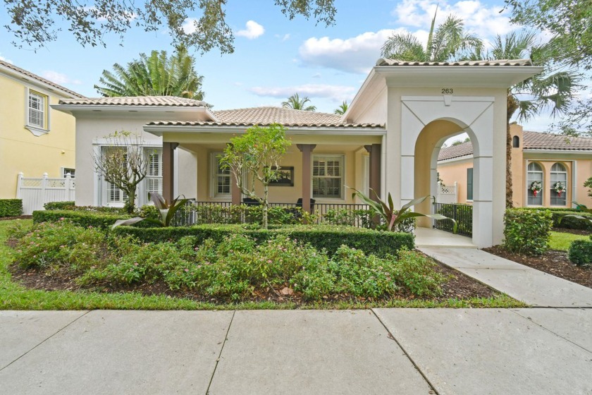 Welcome to 263 San Remo Drive, a 3-bedroom, 2-bathroom home - Beach Home for sale in Jupiter, Florida on Beachhouse.com