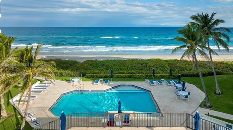 THIS SPACIOUS CONDO/TOWNHOUSE IS LIKE A PRIVATE HOME LOCATED IN - Beach Condo for sale in Highland Beach, Florida on Beachhouse.com