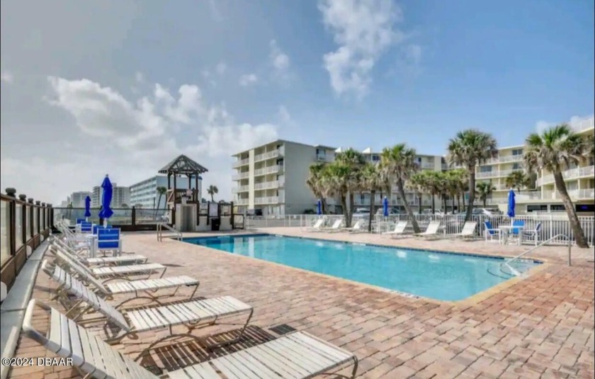 Welcome to the Beach! Own your getaway on the ''World's Most - Beach Townhome/Townhouse for sale in Daytona Beach, Florida on Beachhouse.com