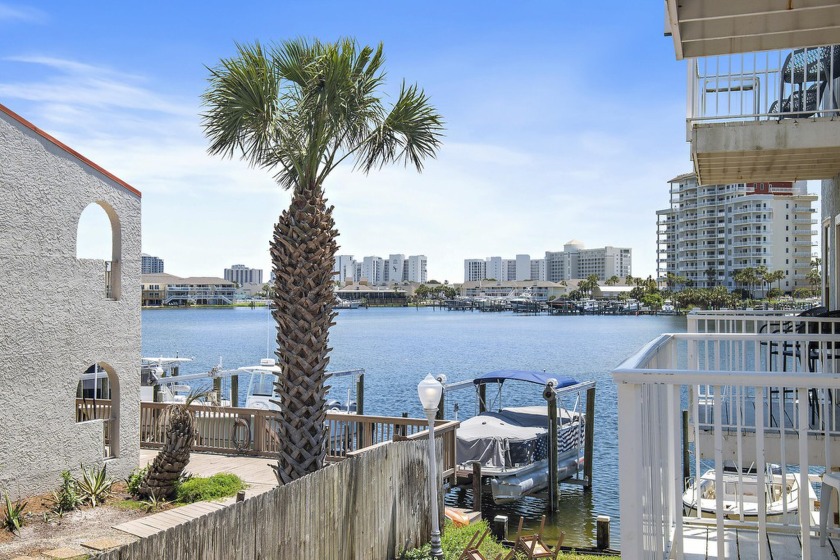 Comes fully furnished turn-key, with deeded beach access and - Beach Condo for sale in Destin, Florida on Beachhouse.com