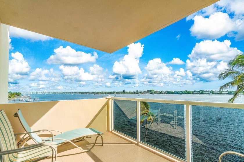 Easy to see! Spectacular intracoastal views in West Palm Beach's - Beach Condo for sale in West Palm Beach, Florida on Beachhouse.com