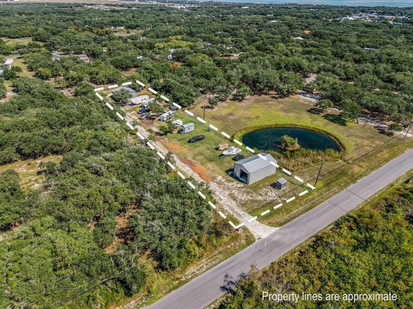 Great opportunity for a new Business or enough room to build - Beach Commercial for sale in Fulton, Texas on Beachhouse.com