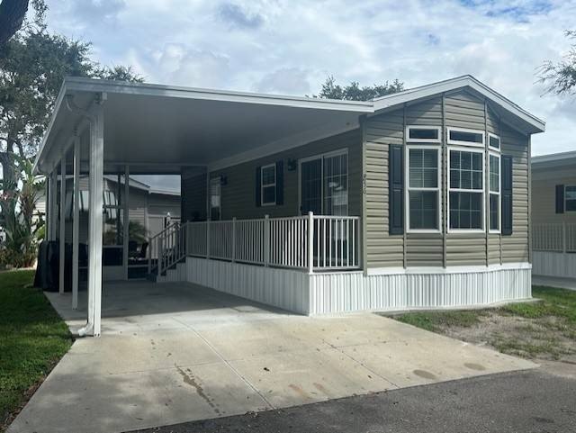 2018 model, Sparkling Clean 1 Bedroom, 1 Bath in impeccable - Beach Home for sale in Bradenton, Florida on Beachhouse.com