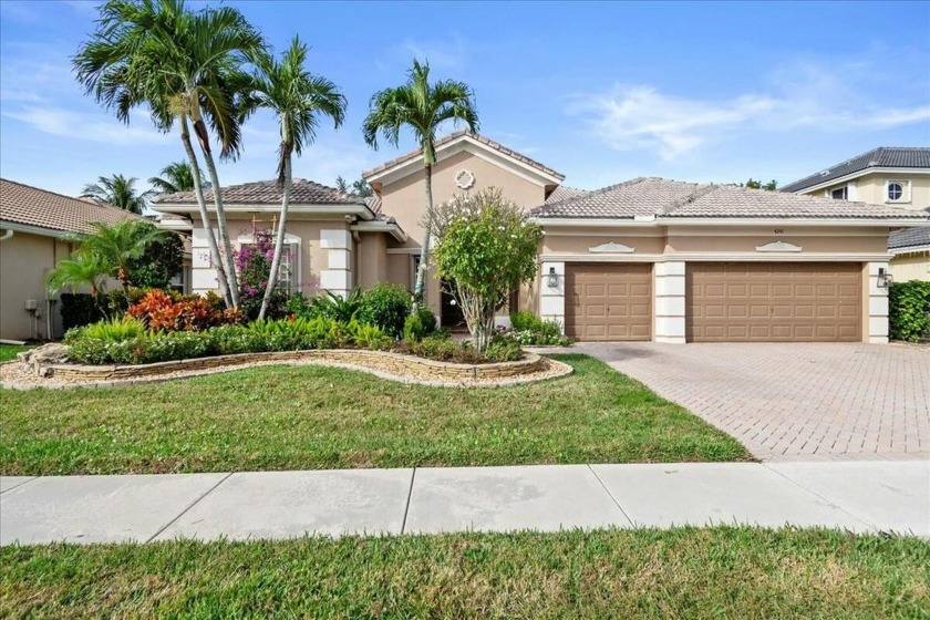 Enter through the double glass doors of this beautifully - Beach Home for sale in Wellington, Florida on Beachhouse.com