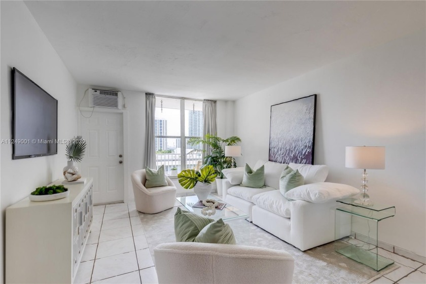 Make it Rein! Beautiful bright and spacious 1BED/1BATH - Beach Condo for sale in Miami  Beach, Florida on Beachhouse.com