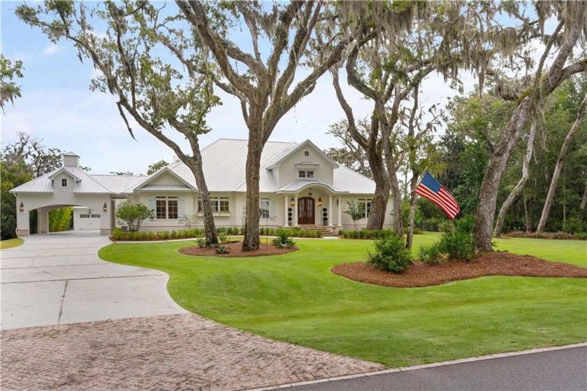 This beautiful custom coastal home was meticulously designed by - Beach Home for sale in Saint Simons, Georgia on Beachhouse.com