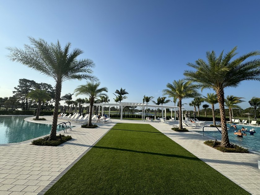 Beautifully updated second floor condo offers sweeping golf - Beach Condo for sale in Palm Beach Gardens, Florida on Beachhouse.com