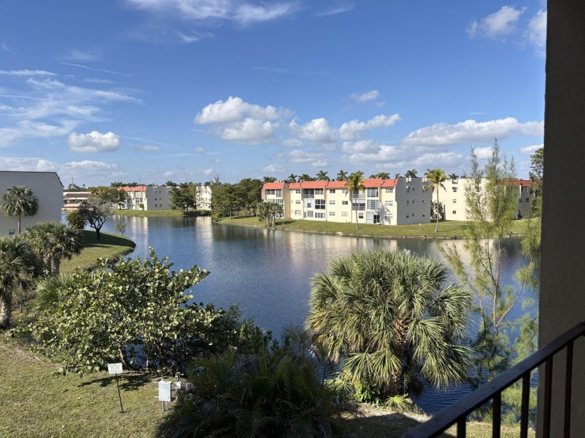 One-Bedroom Condo in 55+ Community - Sunrise, South - Beach Condo for sale in Sunrise, Florida on Beachhouse.com