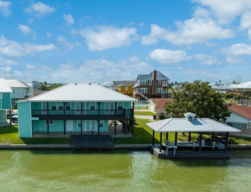 122 Bufflehead Ln, Rockport, TX -- Wake up to sprawling water - Beach Home for sale in Rockport, Texas on Beachhouse.com