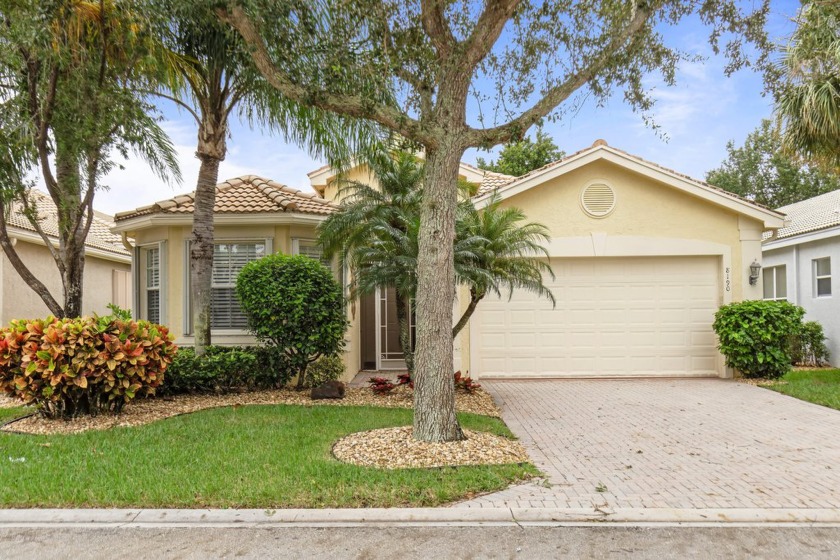 Best Price, Condition and Location! Discover the perfect blend - Beach Home for sale in Lake Worth, Florida on Beachhouse.com