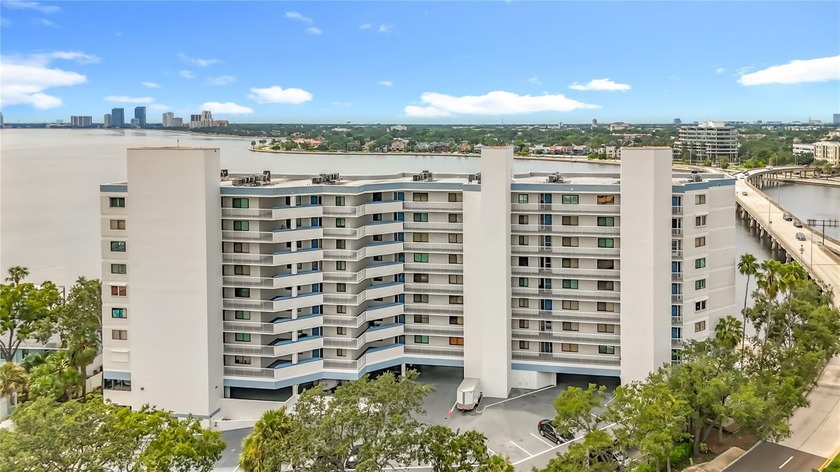 Breathtaking waterfront views of the Open Bay and Bayshore - Beach Condo for sale in Tampa, Florida on Beachhouse.com