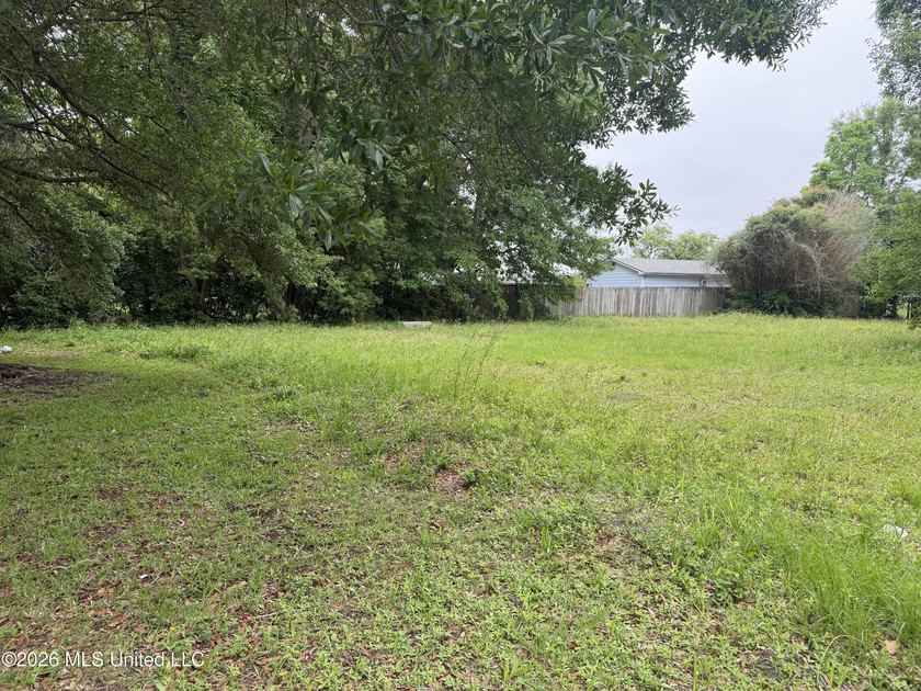 Property located only two blocks off of beach, perfect ground to - Beach Lot for sale in Gulfport, Mississippi on Beachhouse.com