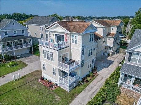 E. Ocean View no-fee duplex condo just 2 blocks walk from the - Beach Condo for sale in Norfolk, Virginia on Beachhouse.com