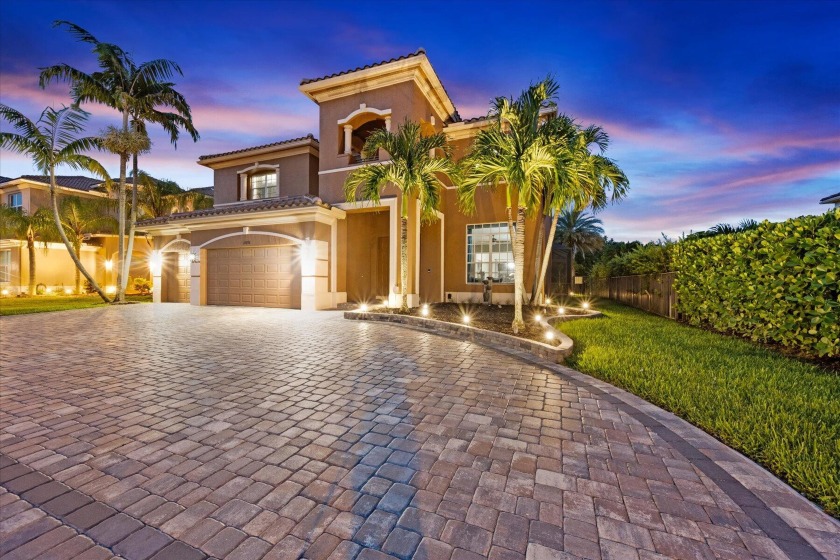 MOTIVATED SELLER relocating and priced to sell! Stunning two - Beach Home for sale in Lake Worth, Florida on Beachhouse.com