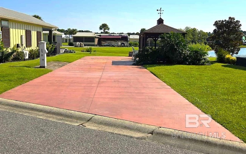 Luxury Class A (15 years or newer & 32' or greater in length) - Beach Lot for sale in Foley, Alabama on Beachhouse.com