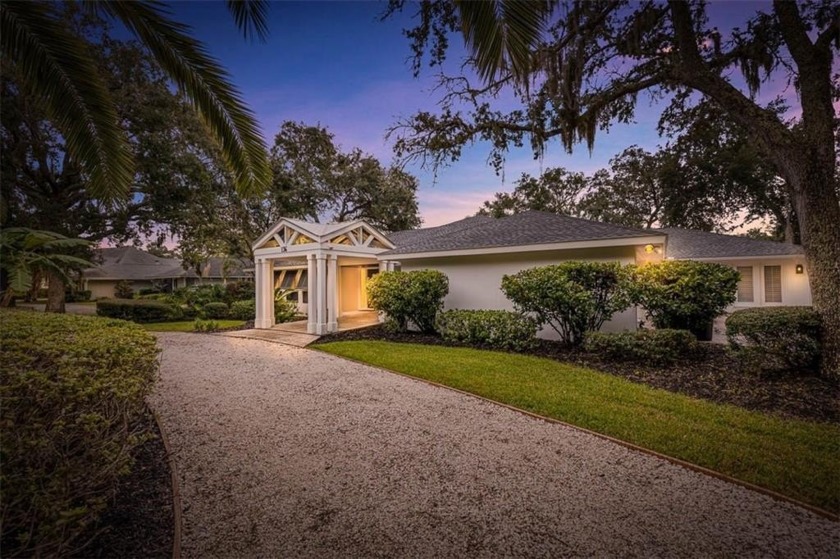 An island escape with a WOW Eastern Marsh and River view! - Beach Home for sale in Saint Simons, Georgia on Beachhouse.com