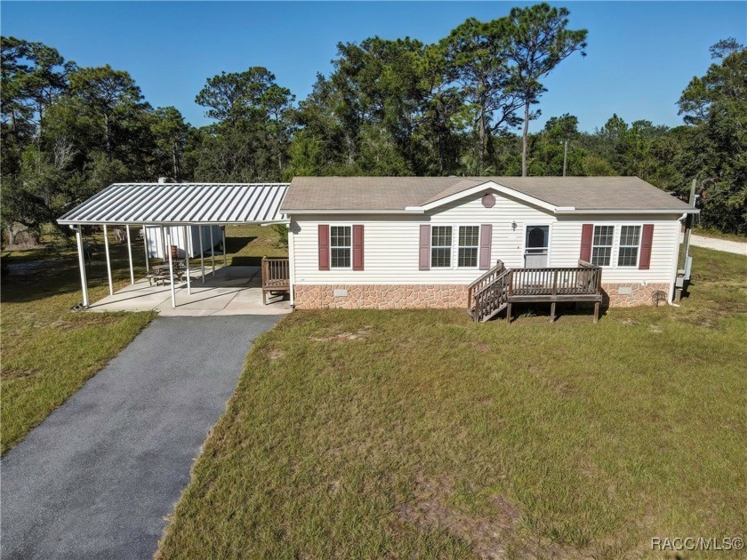Price $20,000 BELOW the Appraised Value! This home sits on a - Beach Home for sale in Homosassa, Florida on Beachhouse.com