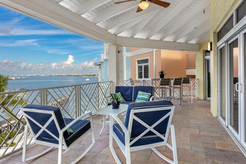 Opportunity to experience luxury lower Penthouse living - Beach Condo for sale in Lantana, Florida on Beachhouse.com