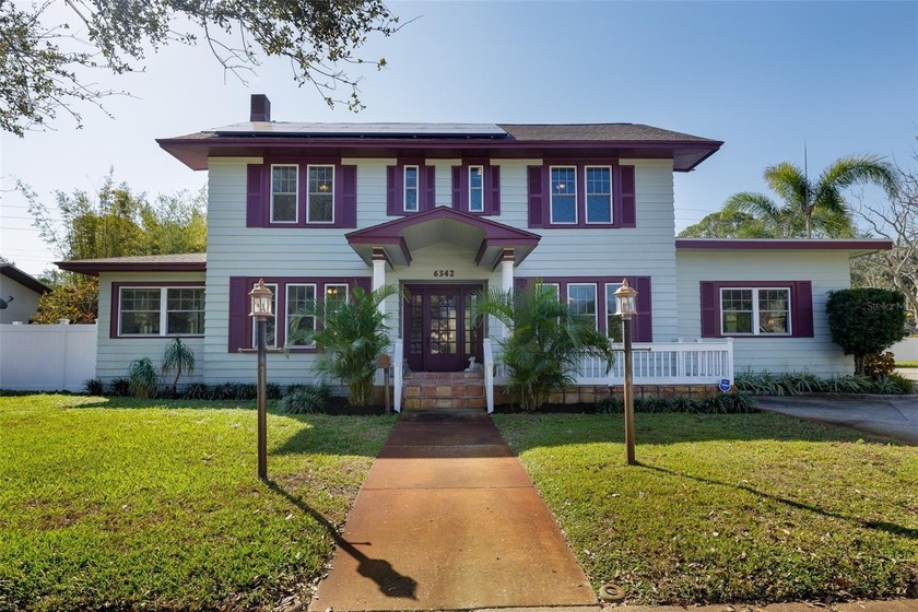 Sellers are now offering a $10,000 CREDIT AT CLOSING in addition - Beach Home for sale in St. Petersburg, Florida on Beachhouse.com