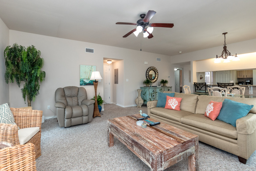 Charming three bedroom condo on the canal, perfect for families - Beach Vacation Rentals in Corpus Christi, Texas on Beachhouse.com