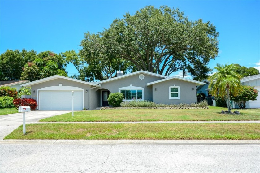 Charming, updated and meticulously maintained 3 bedroom 2 bath - Beach Home for sale in Largo, Florida on Beachhouse.com