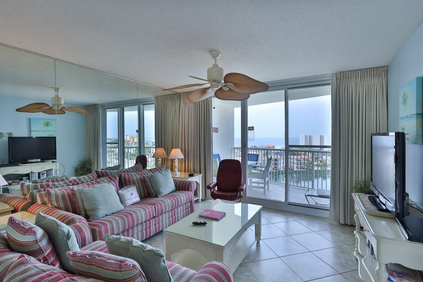 MOTIVATED SELLER, BRING US AN OFFER. This 10th floor Terrace - Beach Condo for sale in Destin, Florida on Beachhouse.com