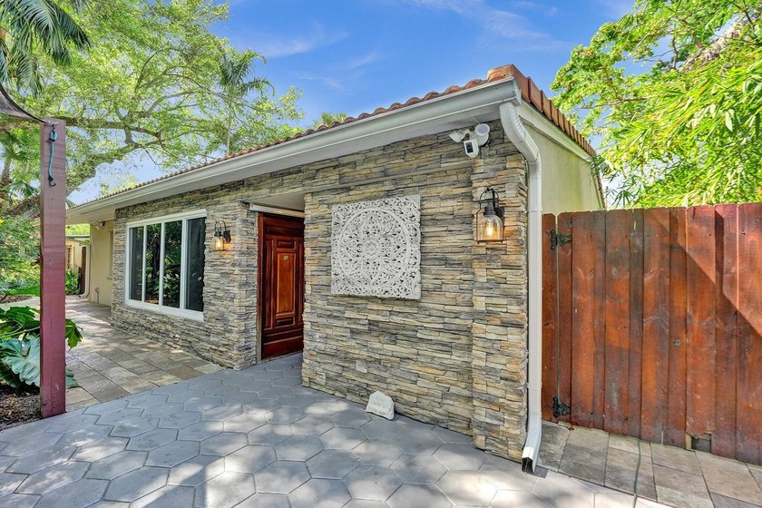 Your perfect hideaway in picturesque Shady Banks. It checks all - Beach Home for sale in Fort Lauderdale, Florida on Beachhouse.com