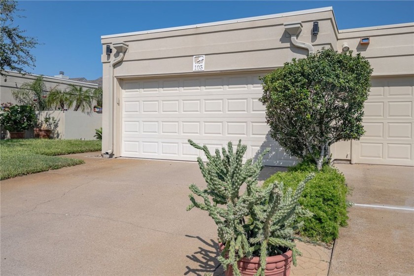 Meticulously maintained 2 Bedroom 2 Bathroom Adobe Style - Beach Townhome/Townhouse for sale in Rockport, Texas on Beachhouse.com