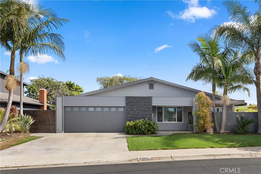 Welcome to 20442 Harbor Isle Lane, a beautifully renovated - Beach Home for sale in Huntington Beach, California on Beachhouse.com
